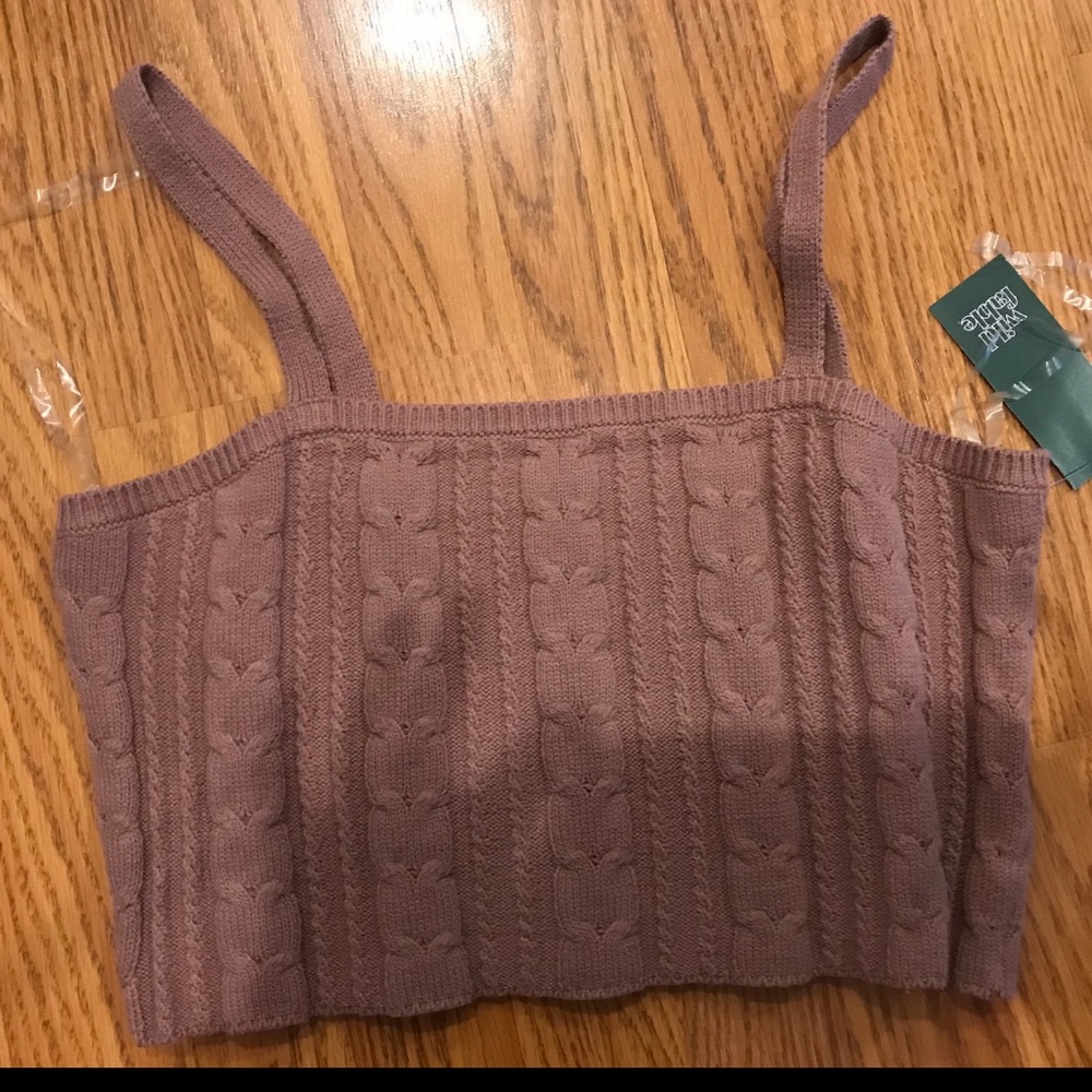 Cropped Sweater Tank Top